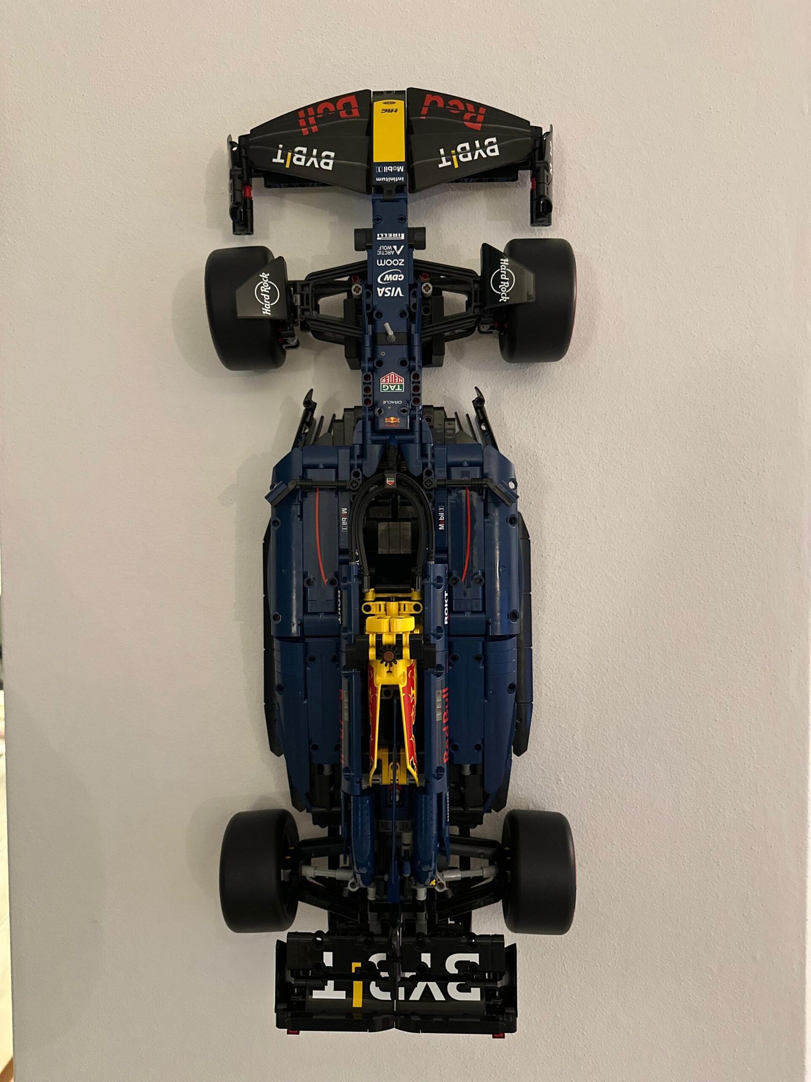Wall Mount for LEGO Technic - Oracle Red Bull Racing RB20 F1 (42206) - Image 5